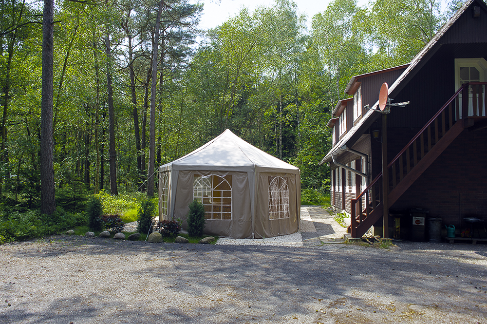 Sommerhaus Ost mit Zelt